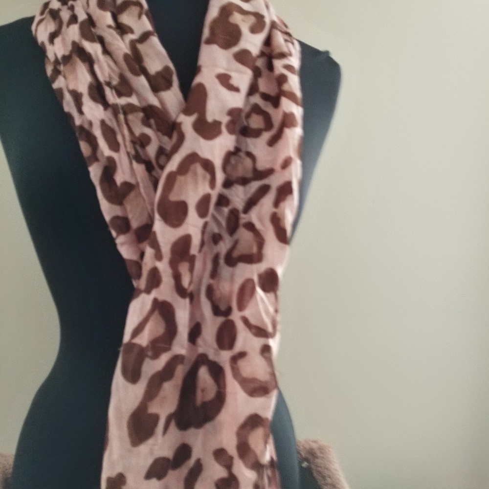 pink cheetah scarf